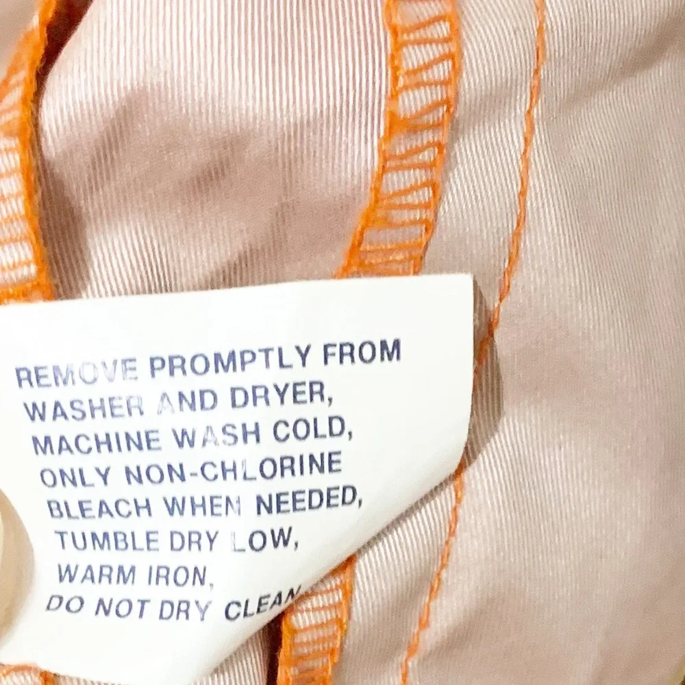 Gap Full Front Zip Hooded Windbreaker Jacket Elastic Cuffs and Cinched Back 🧡